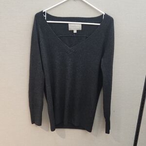 Brochu Walker V Neck Wool Cashmere Sweater